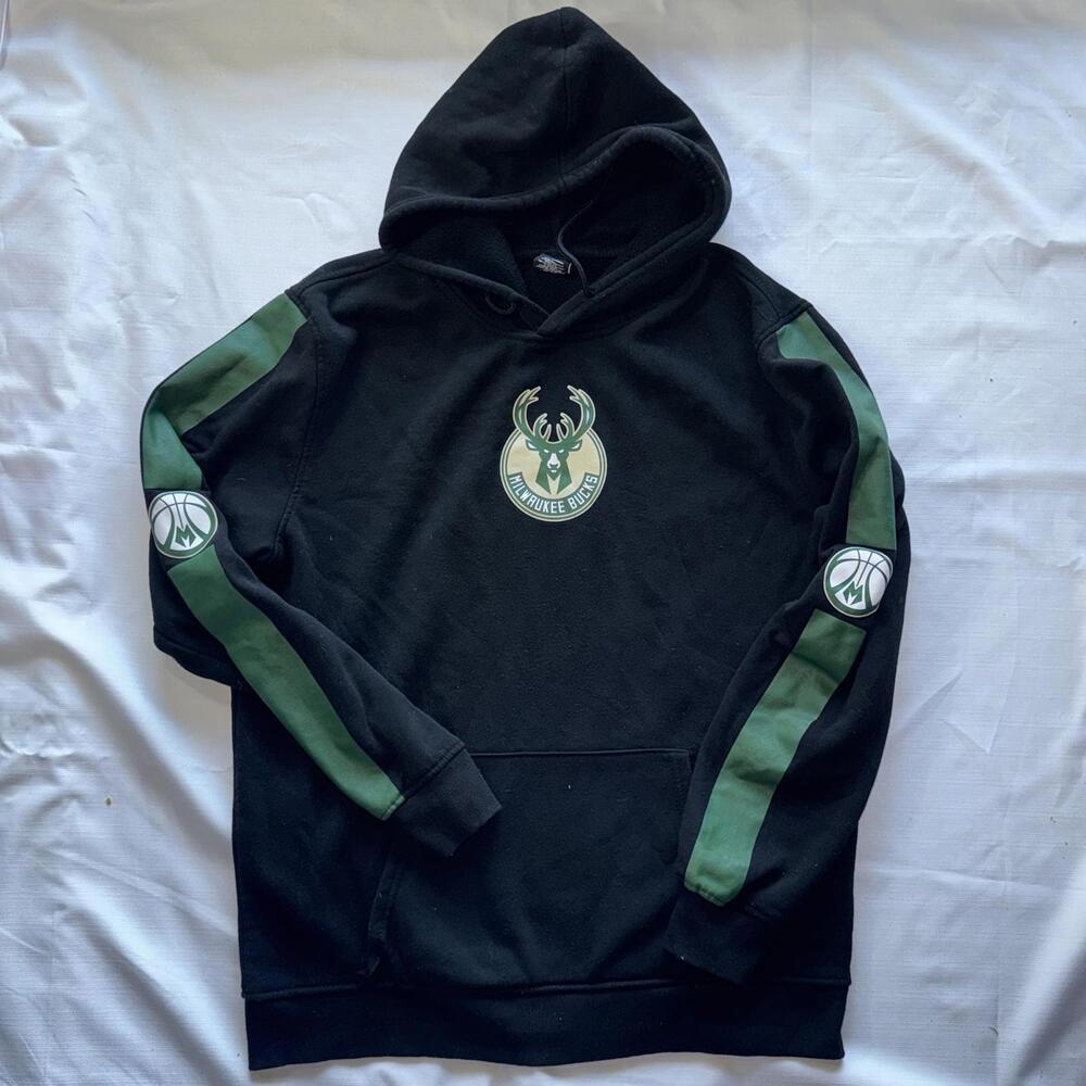 Men's Large Milwaukee Bucks Hooded Sweatshirt NBA Basketball Green Black Deer